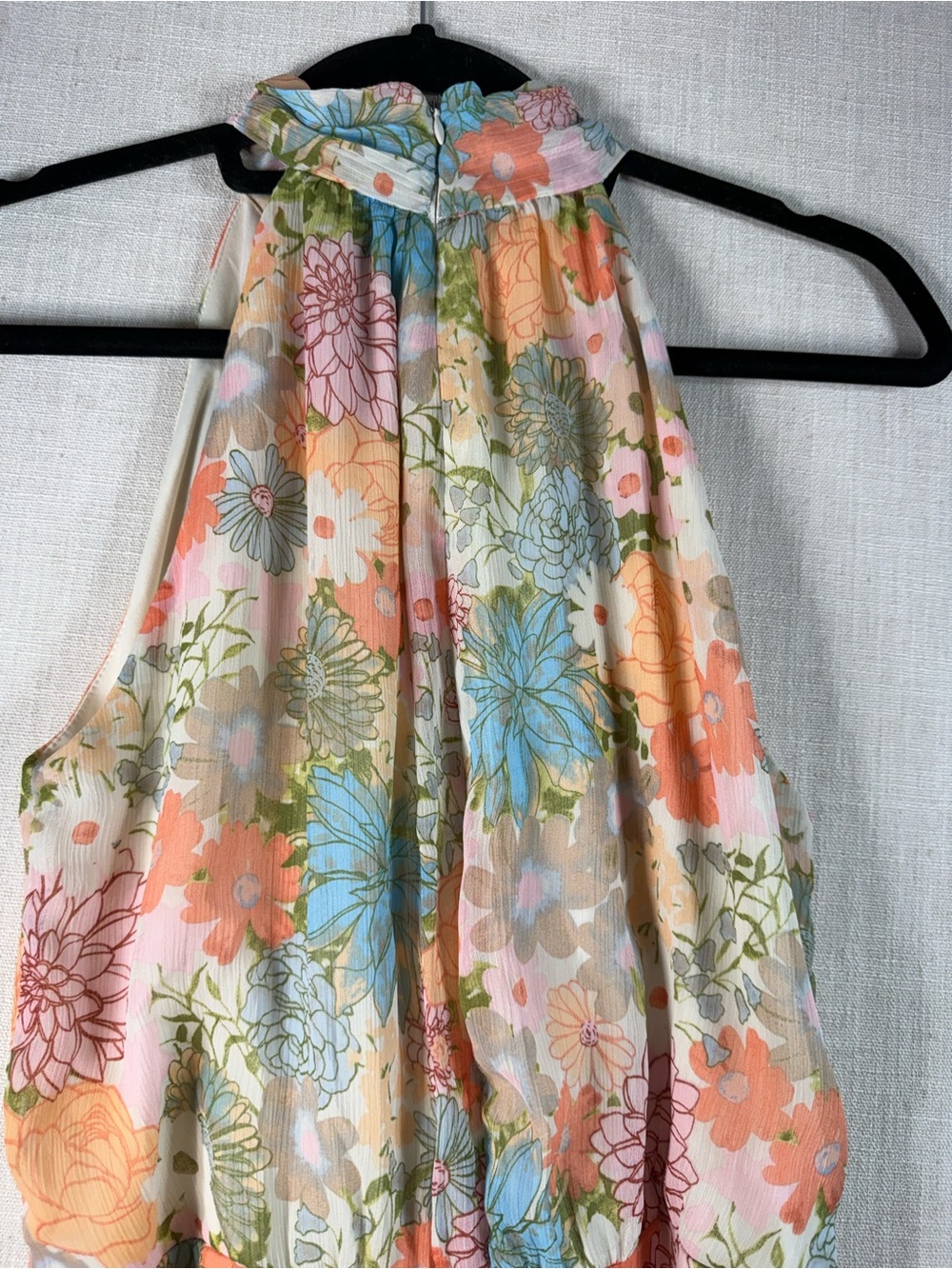 Taylor Pastel Floral Halter Maxi Dress with Belt - Picture 5 of 9